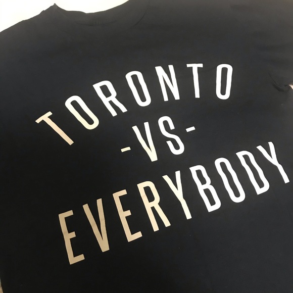 Toronto vs Everybody navy T-shirt! - Picture 2 of 6